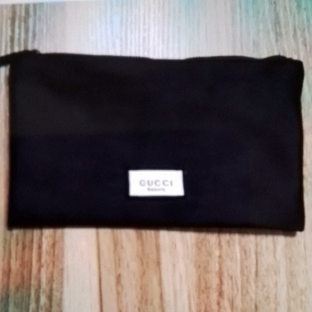 Gucci VIP Midnight Black Satin Cosmetic Pouch Novelty GWP - Picture 2 of 5